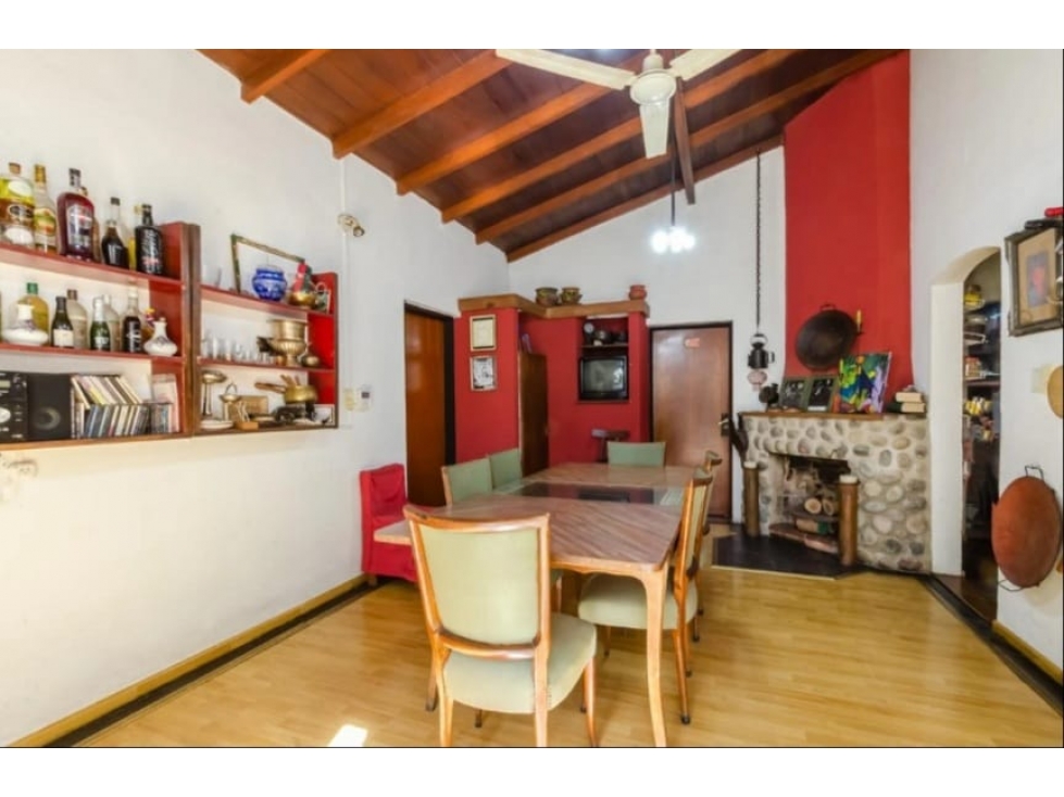 CASA EN PARQUE LELOIR — foto 6