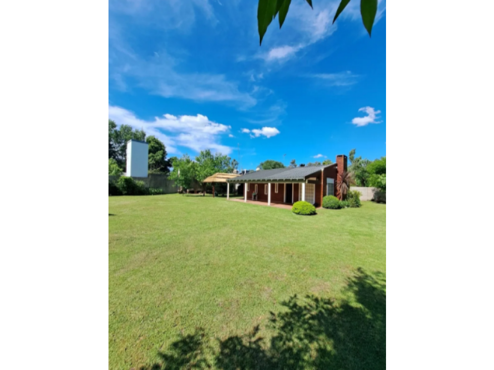 Casa quinta de 1500 m2 - 2