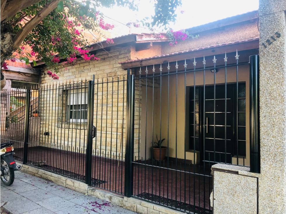 Casa 3 amb. Ituzaingo - 2