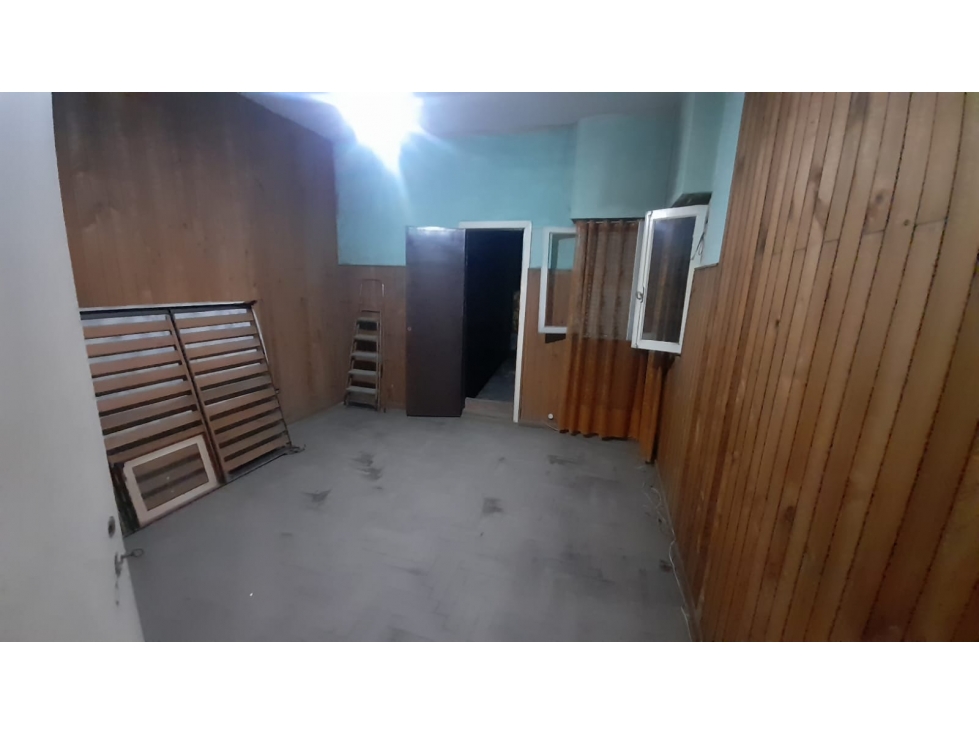 CASA 4 AMBIENTES CON LOCAL — foto 5