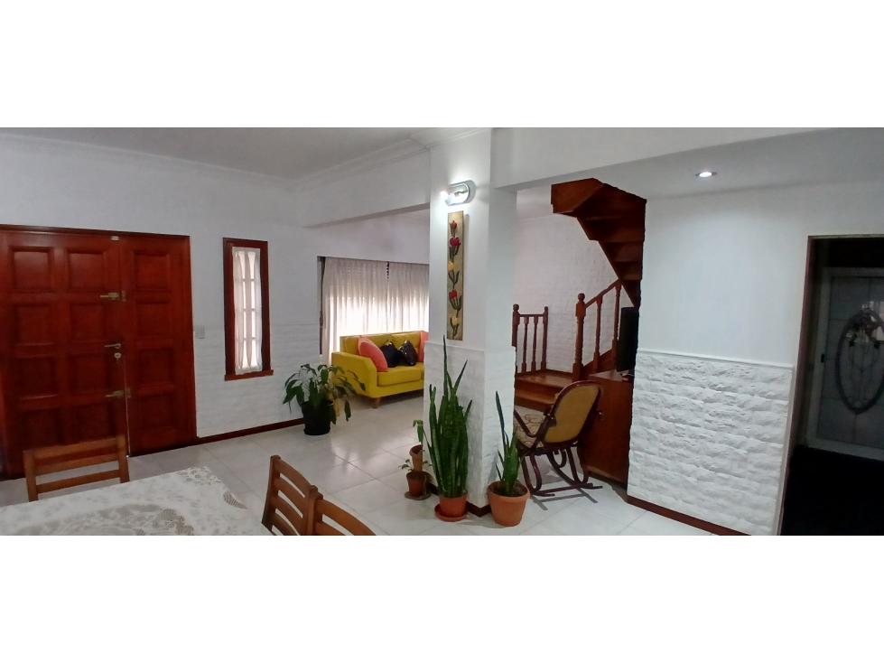 CASA AMPLIA IDEAL DOS FAMILIAS — foto 4