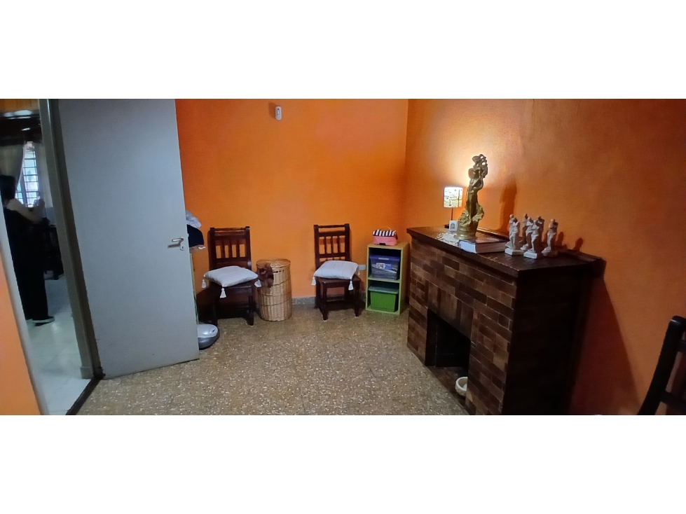CASA 3 AMBIENTES SOBRE DOS LOTES — foto 4
