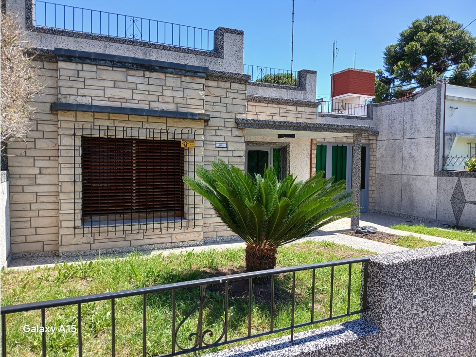 CASA 3 AMBIENTES — foto 2