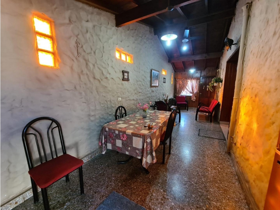 CASA 4 AMBIENTES - 4