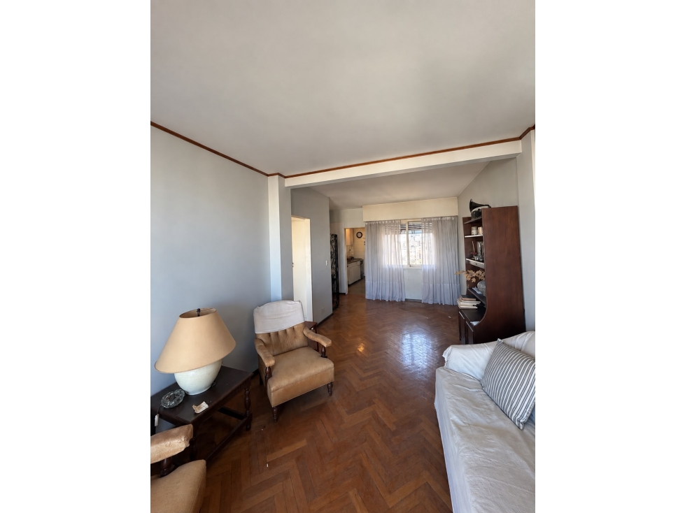 DEPARTAMENTO 2 AMB. SOBRE AV. 9 DE JULIO - 2