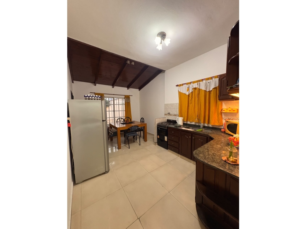Casa 3 amb. Ituzaingo - 4