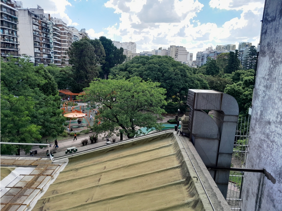 Semipiso de 4 ambientes con vista al parque Rivadavia