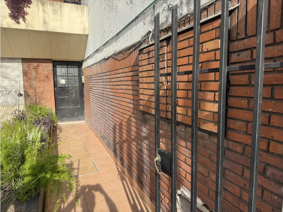VENTA PH 3 AMBIENTES. CASTAÑARES 5400, VILLA LUGANO. CABA - 2