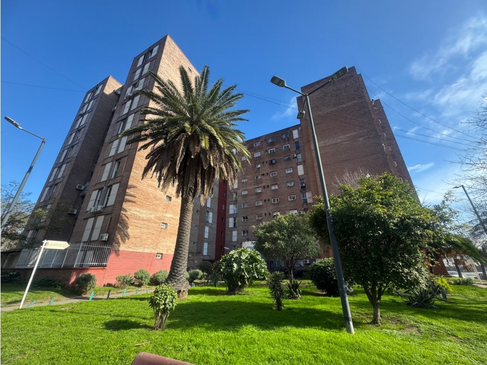 VENTA DEPARTAMENTO 3 AMB. BARRIO SAMORE, TORRE 12. DELLEPIANE 4400 - 1