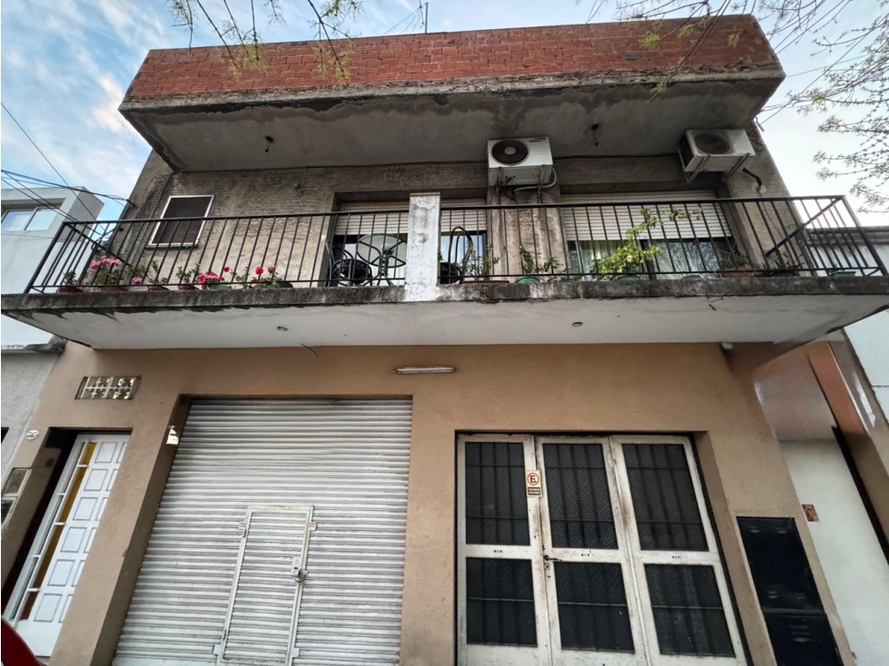 VENTA PH 3 AMBIENTES 1ER PISO CON COCHERA. MONTIEL 5300. - 2