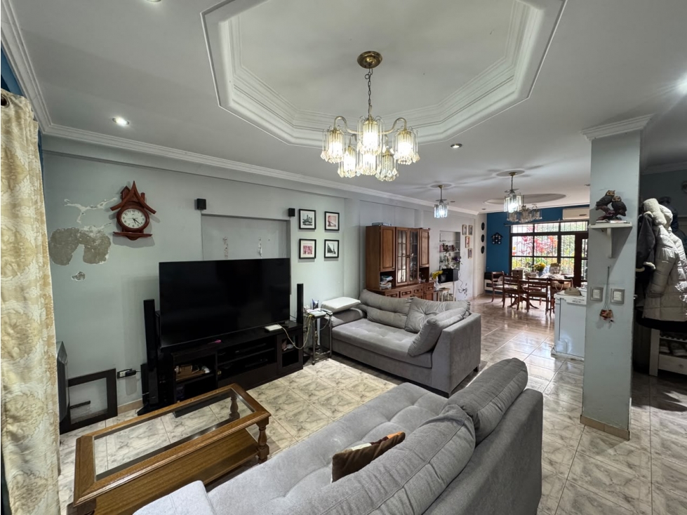VENTA PH TIPO CASA 5 AMB C/COCHERA. BARROS PAZOS 6300, V. LUGANO. CABA — foto 3