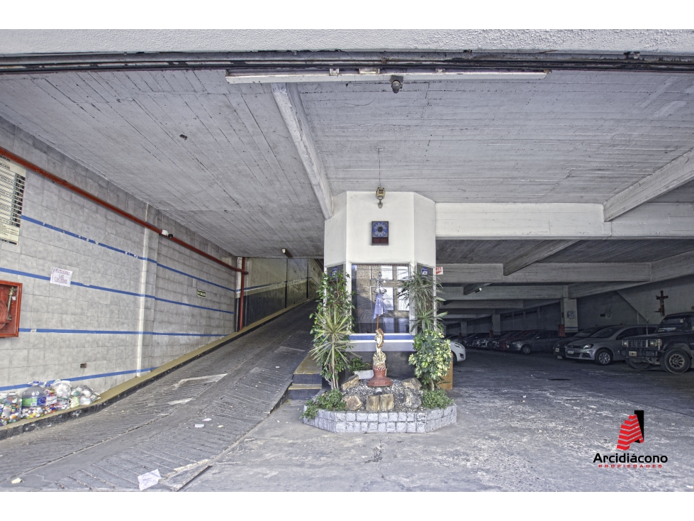 VENTA GARAGE/GALPON 2 PLANTAS CON HOTEL. CASTAÑARES 4700 VILLA LUGANO - 3
