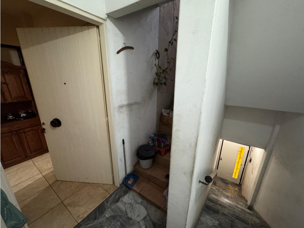 VENTA PH 3 AMBIENTES 1ER PISO CON COCHERA. MONTIEL 5300. - 6