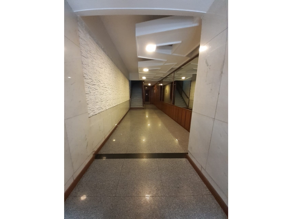 1 1/2 AMBIENTE - PLENO CENTRO -OPORTUNIDAD !!! — foto 2