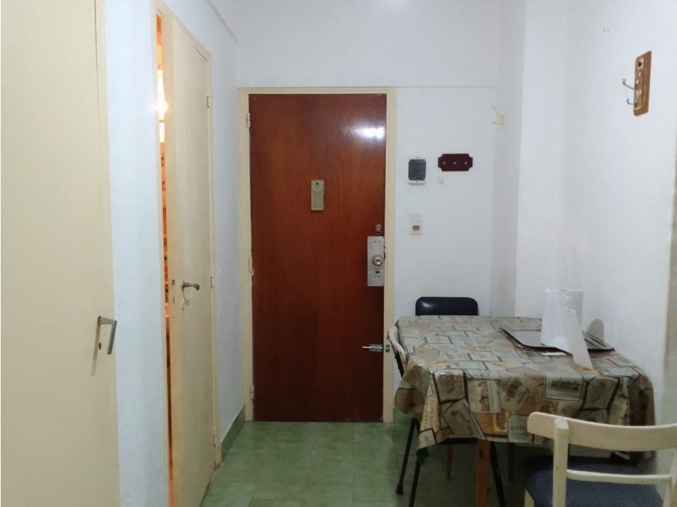 1 1/2 AMBIENTE - PLENO CENTRO -OPORTUNIDAD !!! — foto 4
