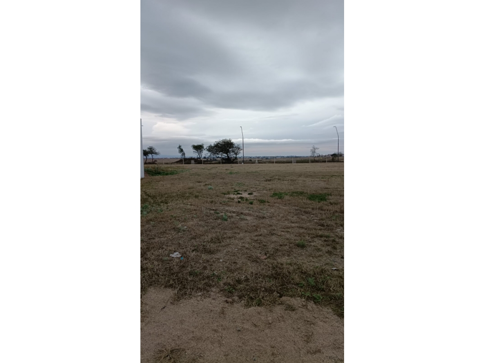 Lote 312 m², Campos de Manantiales | posesión inmediata - 4