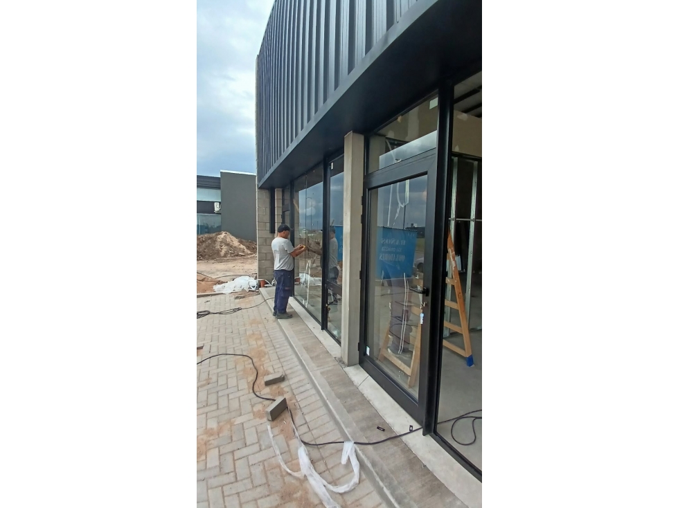 Local comercial en alquiler en Docta | 105 m² con vidriera - 4