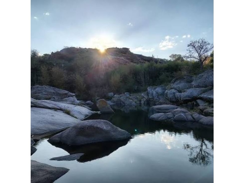 VENDO LOTE DE 854 MTS 3 EN ESTANCIA VIEJA - 5