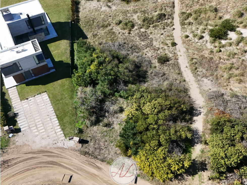 LOTE EN COSTA ESMERALDA | VISTA AL MAR - 1