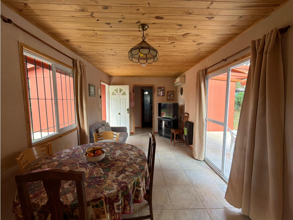 CASA 3 AMB CON GAS NATURAL Y AMPLIO PARQUE — foto 3