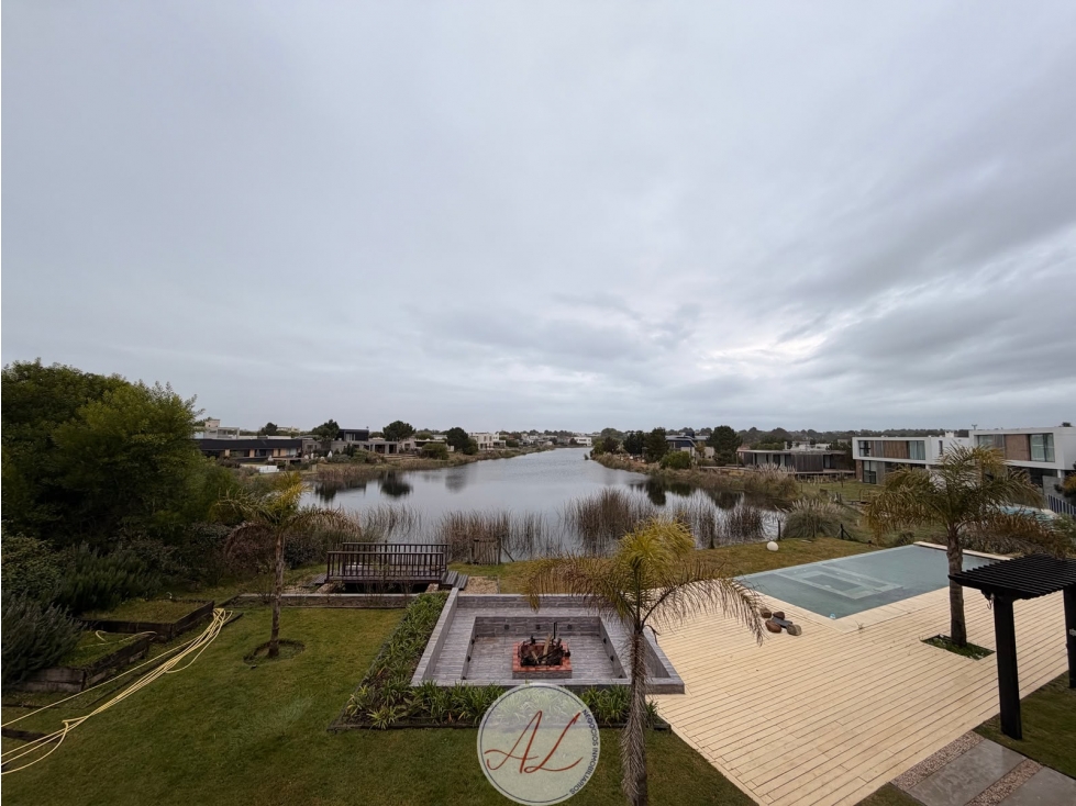 CASA DE 12 AMB CON VISTA AL LAGO | ECUESTRE COSTA ESMERALDA - 3