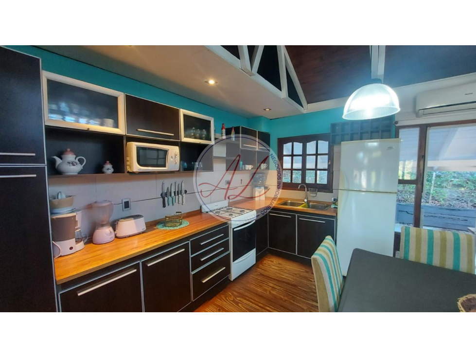 CASA CABAÑA / QUEBRACHO AL 600 - CARILO — foto 4