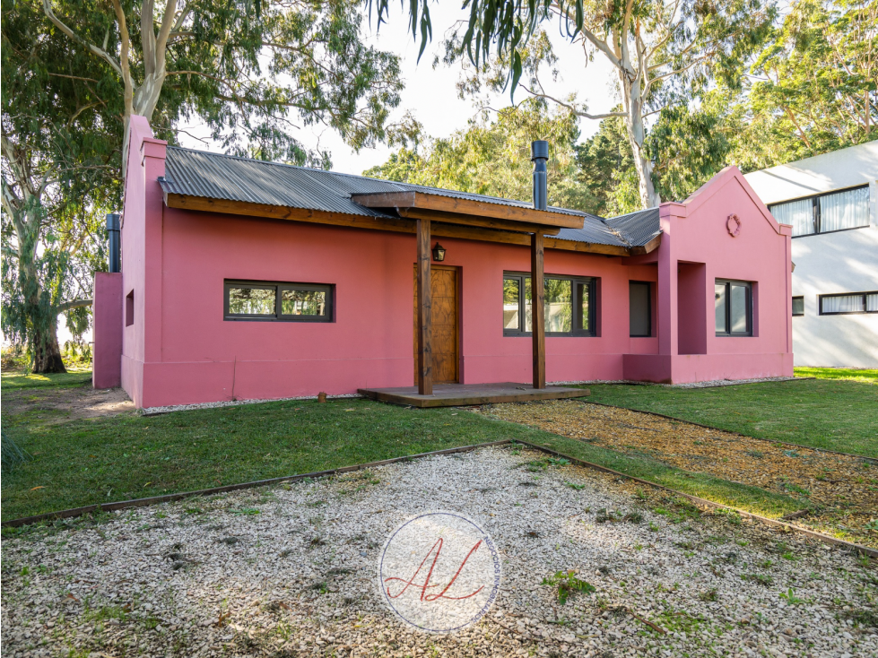 CASA EN VENTA EN COSTA ESMERALDA