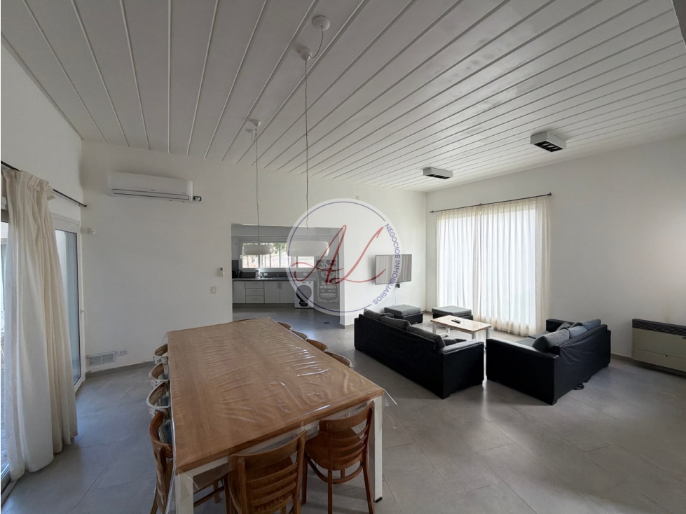 Casa de 4 dormitorios en Álamos de Pinamar, entorno natural - 4
