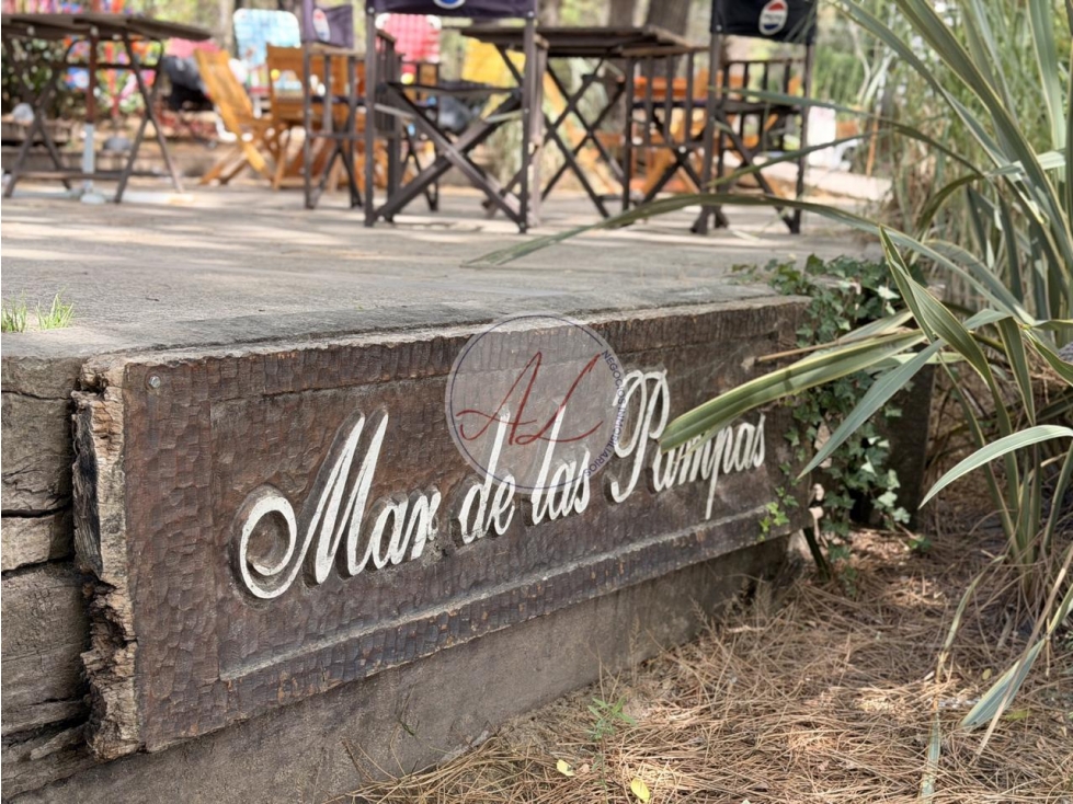 LOCAL CON EXCELENTE UBICACIÓN EN MAR DE LAS PAMPAS , OPORTUNIDAD UNICA - 2