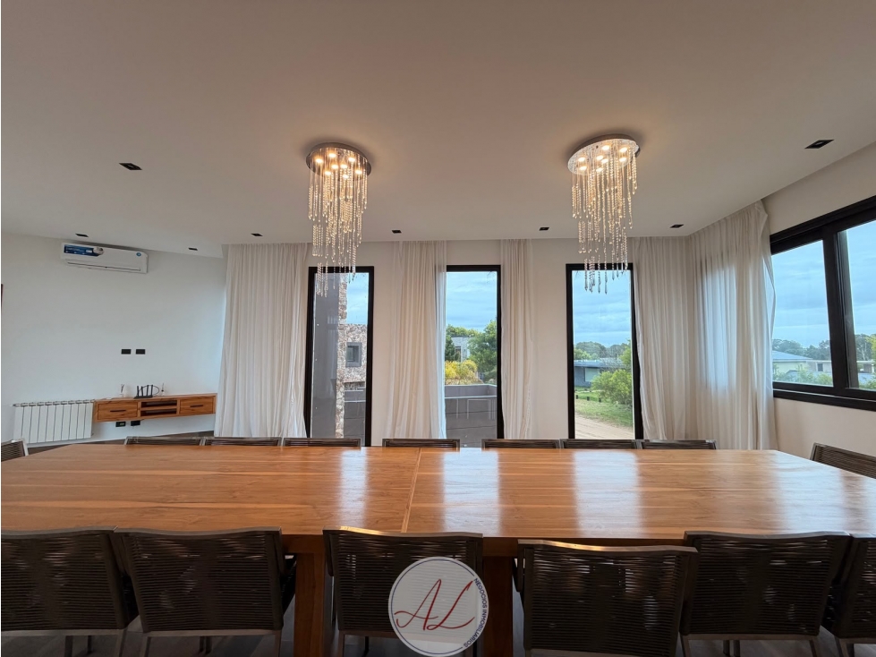 CASA DE 12 AMB CON VISTA AL LAGO | ECUESTRE COSTA ESMERALDA - 4