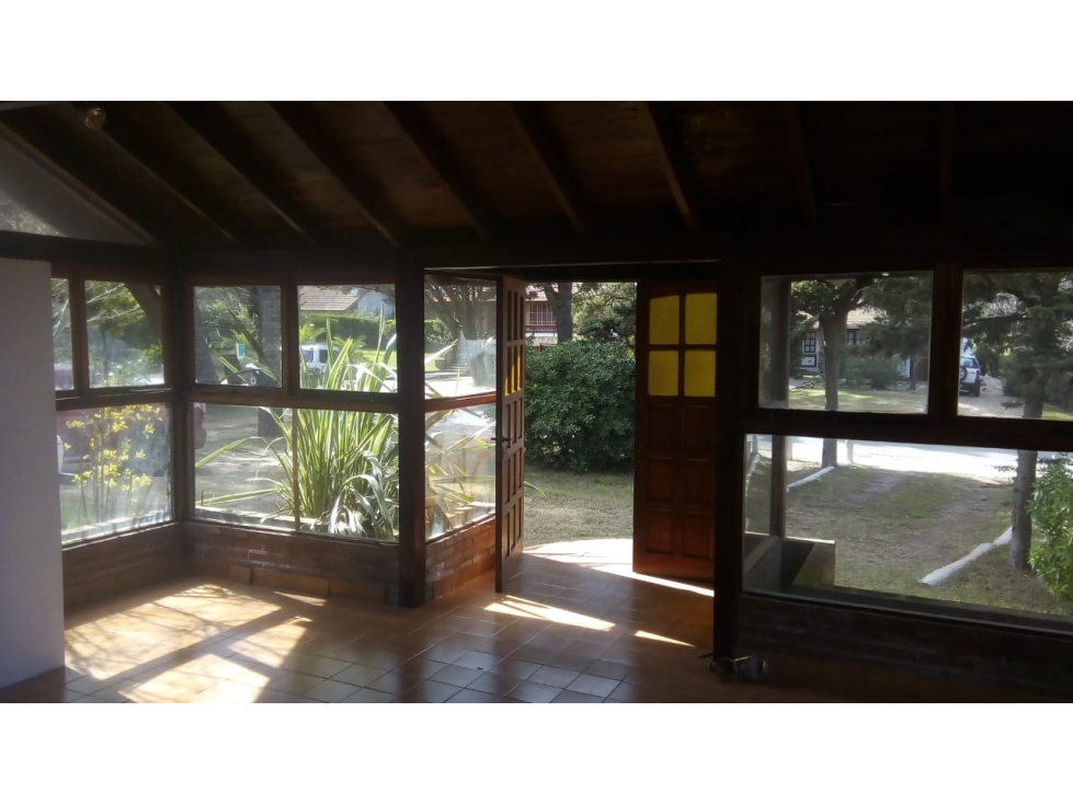 CASA CON LOTE MULTIFAMILIAR / DEL TRIDENTE AL 1700 — foto 4