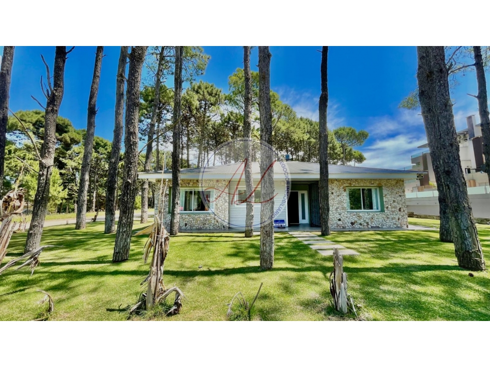ALQUILER/ CASA DE LAS HESPÉRIDES AL 1600 - 2
