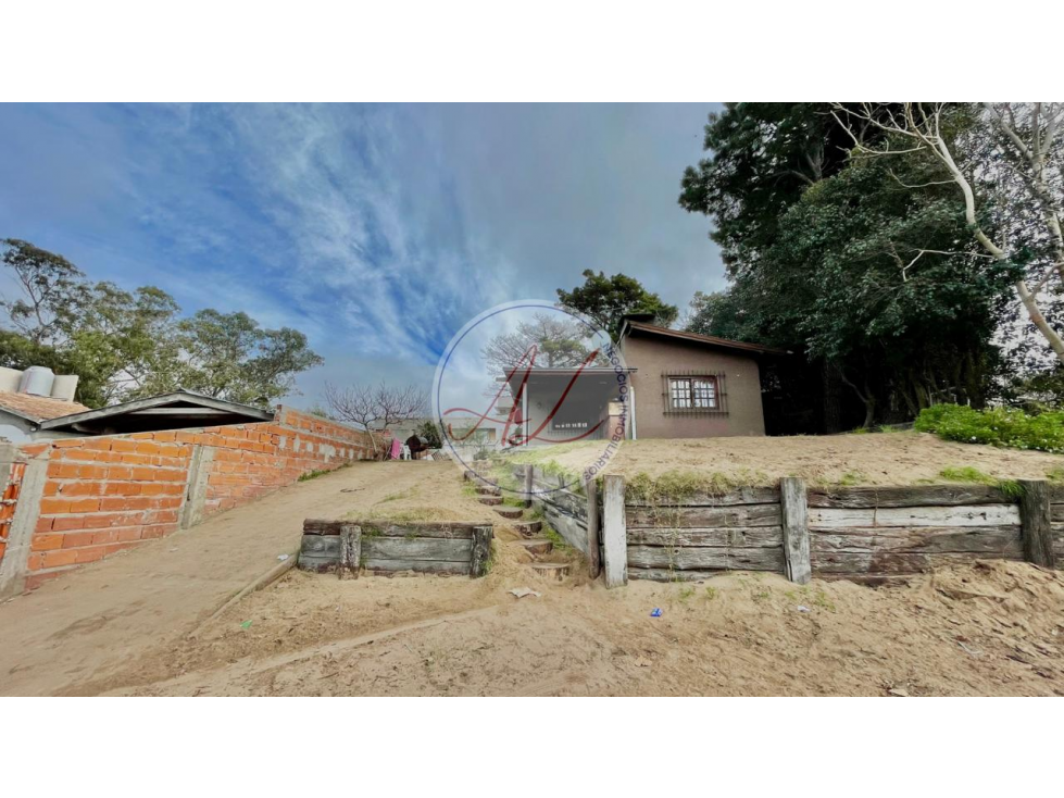 (VENDIDO) CASA + DEPTO. / ESPARZA AL 900 - 2