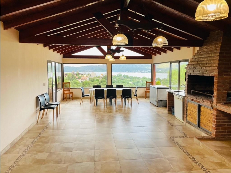 VENTA CASA 4 DORMITORIOS CON PILETA VILLA DEL LAGO CARLOS PAZ — foto 4