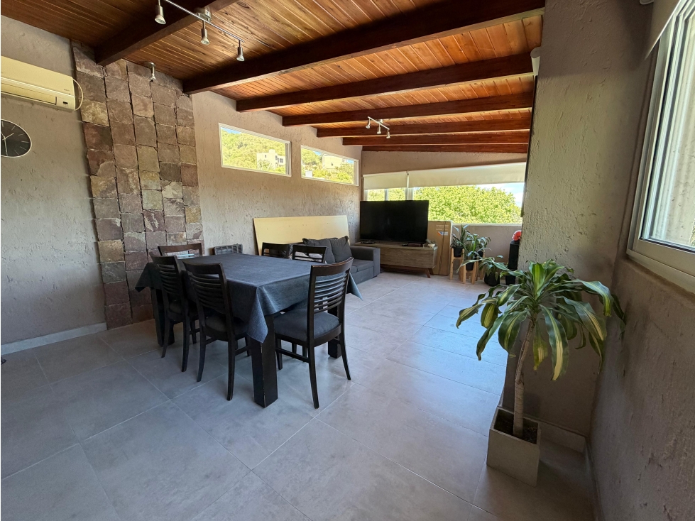 VENTA CASA APTO CREDITO 3 DORM LA CUESTA C/ VISTA AL LAGO CARLOS PAZ — foto 5