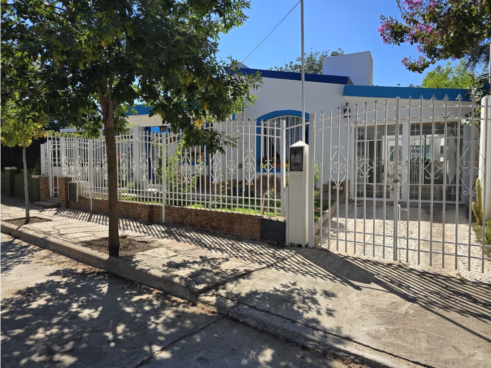 VENTA CASA 2 DORMITORIOS APTO CRÉDITO VILLA DOMINGUEZ CARLOS PAZ