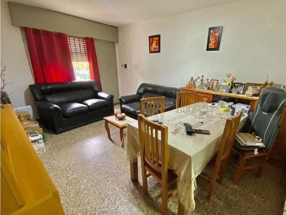 VENTA DEPARTAMENTO 2 DORMITORIO Y PATIO CENTRO CARLOS PAZ