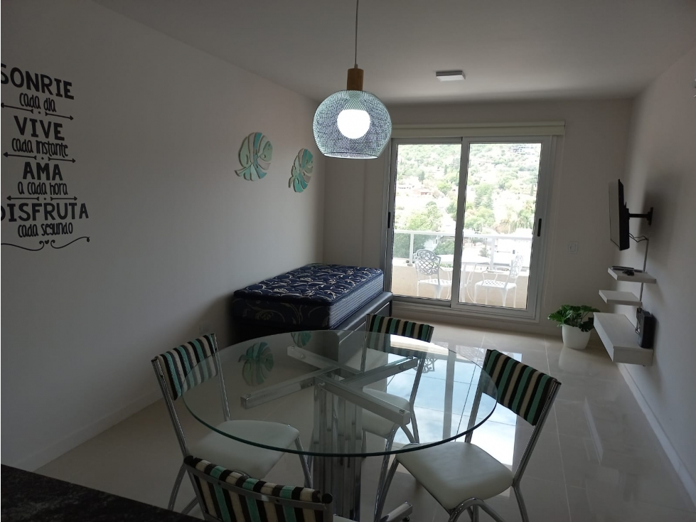 VENTA DEPARTAMENTO 1 DORM AMOBLADO Y COCHERA OPERA CARLOS PAZ - 2