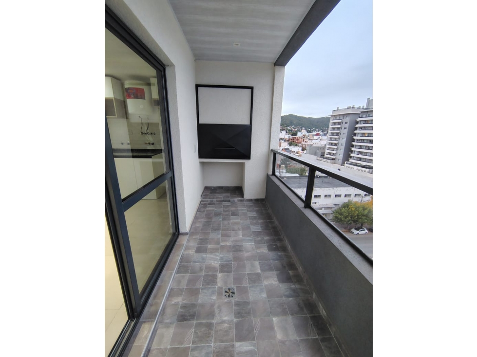 VENTA DEPARTAMENTO 1 DORMITORIO C/COCHERA CENTRO CARLOS PAZ  — foto 2