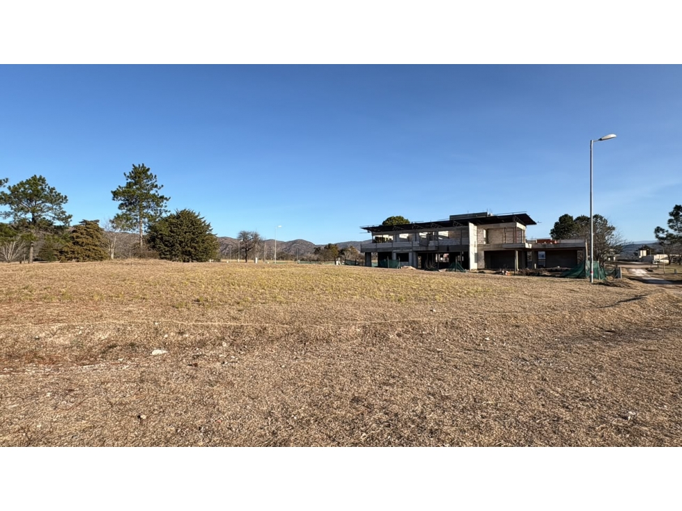 VENTA LOTE 863m² ETAPA 2 | CARLOS PAZ GOLF - 3
