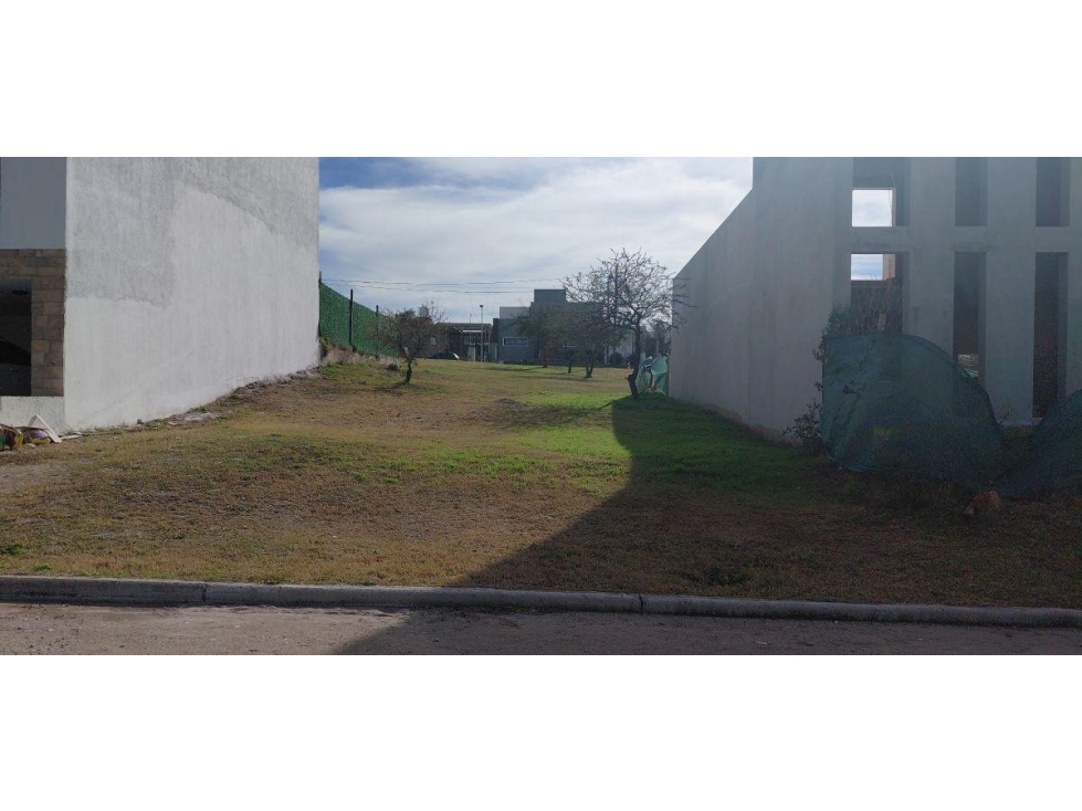 VENTA LOTE 350m² EN ETAPA 2B TEJAS IV MALAGUEÑO - 2