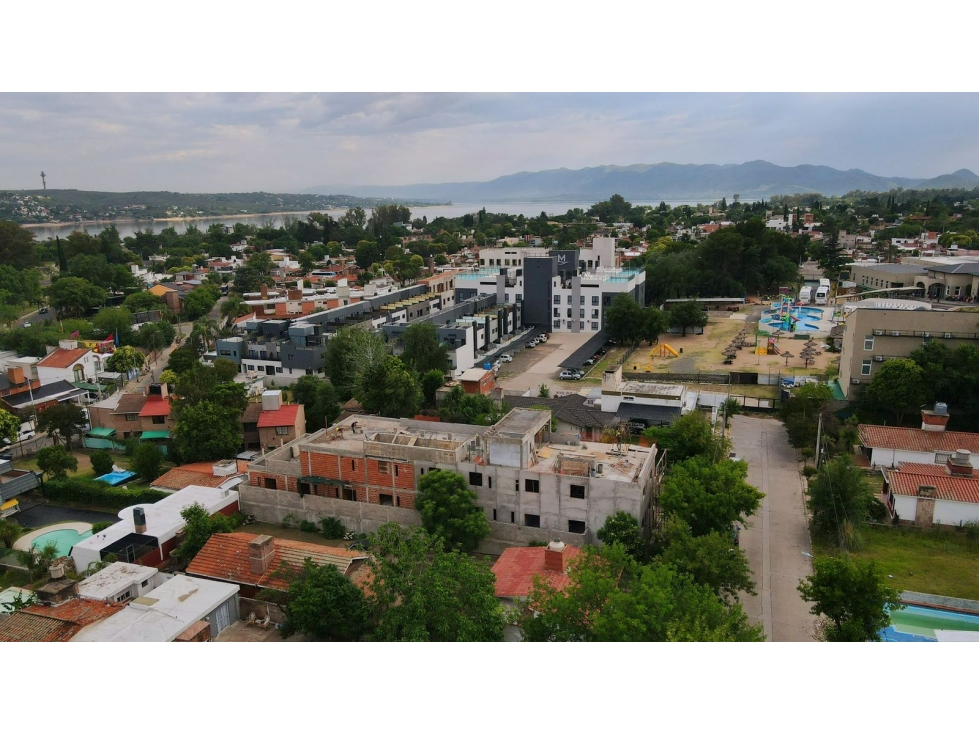 VENTA EN POZO DEPARTAMENTOS 1 DORMITORIO C/ COCHERA CARLOS PAZ — foto 4