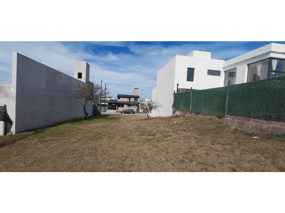 VENTA LOTE 350m² EN ETAPA 2B TEJAS IV MALAGUEÑO - 1