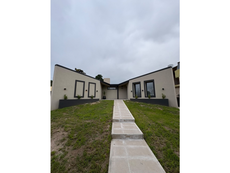 VENTA CASA 2 DORMITORIOS Y PILETA LA CUESTA CARLOS PAZ - 6