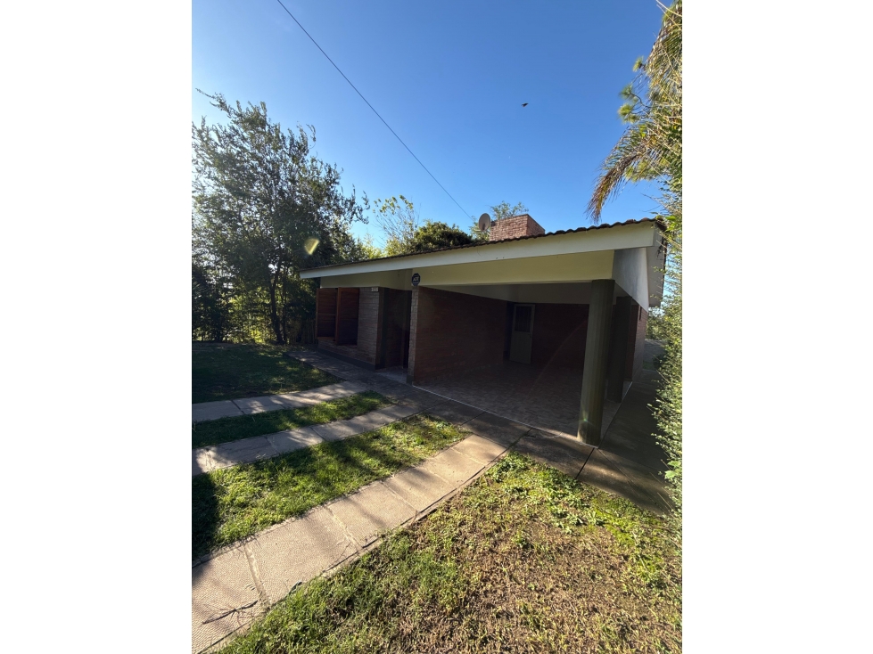 VENTA CASA APTO CREDITO 2 DORMITORIOS B° SOL Y RIO CARLOS PAZ  — foto 2