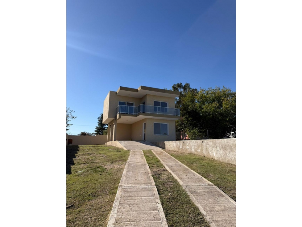 VENTA CASA A ESTRENAR 2 DORMITORIOS | A 100 METROS DE LA RUTA | TANTI - 3