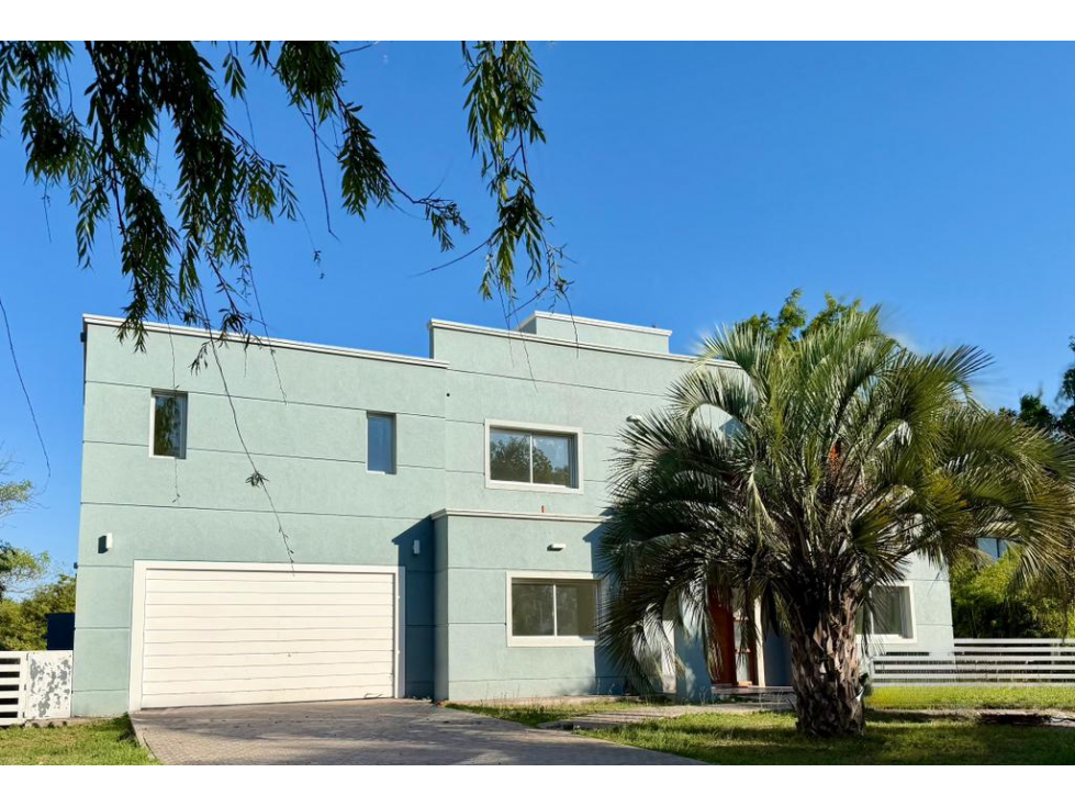VENTA IMPONENTE CASA DE CATEGORÍA 3 DORMITORIOS VALLE DEL GOLF — foto 3