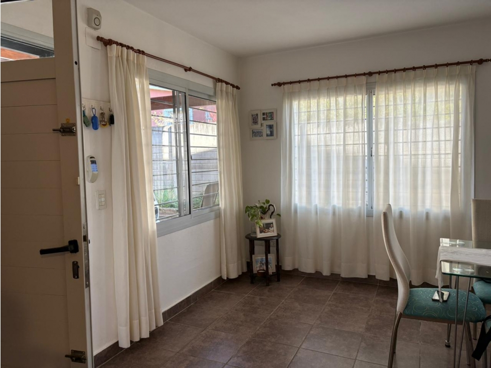 VENTA CASA APTO CREDITO 3 DORMITORIOS | B° CARLOS PAZ SIERRAS - 5
