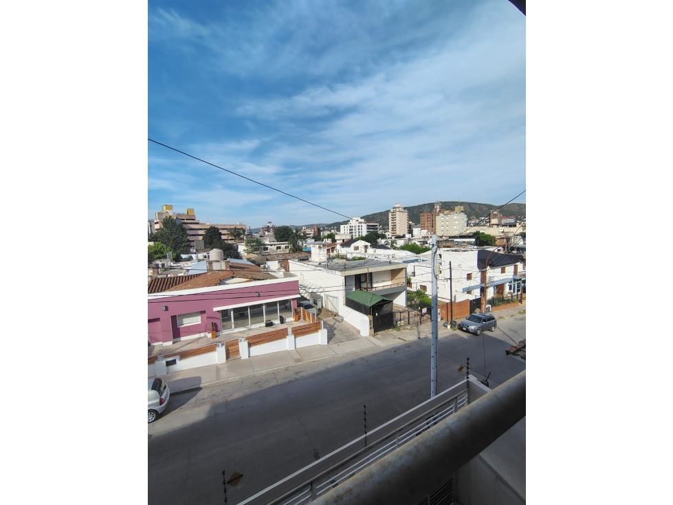 VENTA DEPARTAMENTO CENTRO 2 DORM. C/ BALCON EDIF ATLANTIS CARLOS PAZ