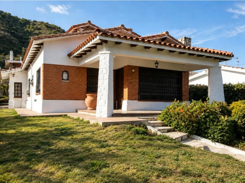 VENTA OPORTUNIDAD CASA 3 DORM. + DEPARTAMENTO JOSE MUÑOZ CARLOS PAZ